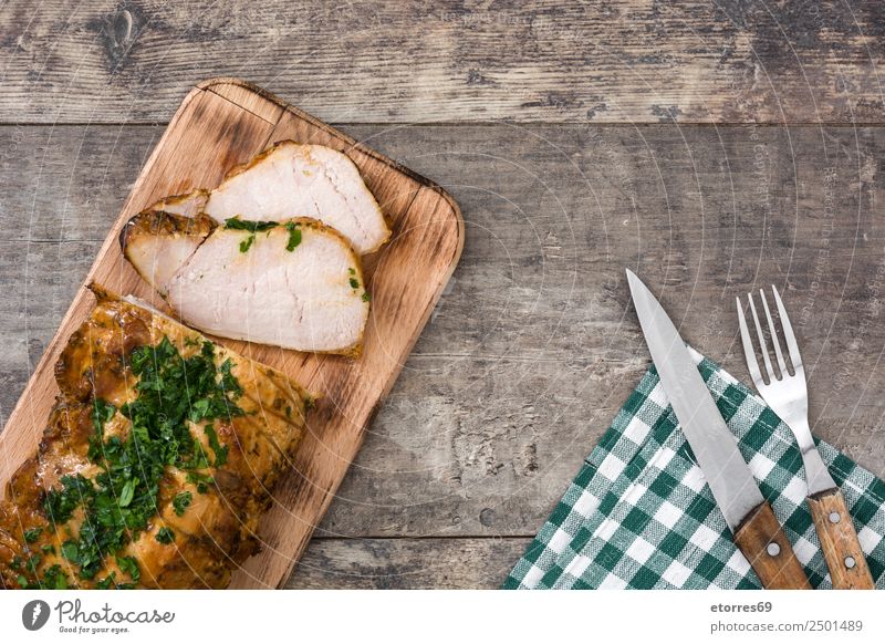 Gebratenes Schweinefleisch gebraten grillen gebastelt Weihnachten & Advent Tradition Lende Mahlzeit Lebensmittel Gesunde Ernährung Abendessen Petersilie Teller