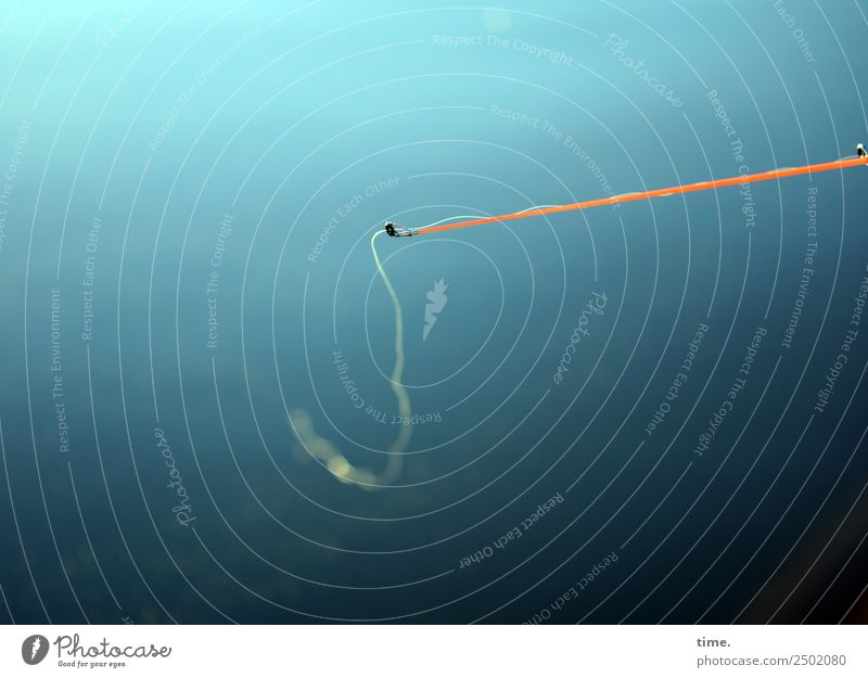 Durststrecke | ...................... Fisch Sport Angeln Angelrute Angelschnur Wasser Ostsee Linie Seil hängen warten dunkel maritim natürlich Neugier blau