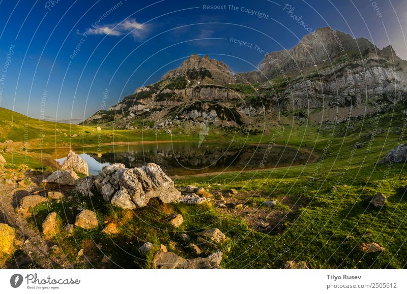 Piedrafita schön Freizeit & Hobby Ferien & Urlaub & Reisen Tourismus Abenteuer Berge u. Gebirge wandern Umwelt Natur Landschaft Himmel Wolken Park Wiese Hügel