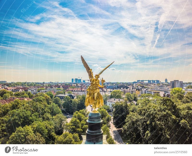 Friedensengel München Sightseeing Städtereise Kunst Kunstwerk Skulptur Architektur Stadt Bauwerk Sehenswürdigkeit Wahrzeichen Denkmal Zeichen alt ästhetisch