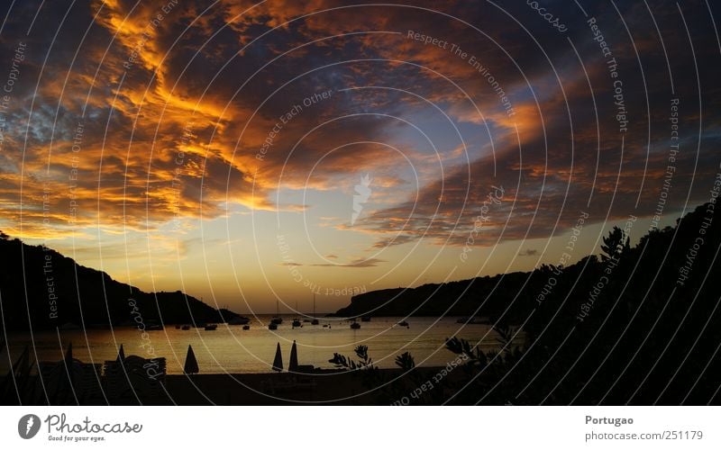 Brennender Himmel Natur Landschaft Wasser Wolken Sonnenaufgang Sonnenuntergang Farbfoto Außenaufnahme Abend Dämmerung Licht Schatten Sonnenlicht Gegenlicht