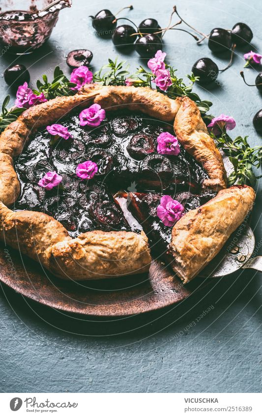 Kirschenkuchen Lebensmittel Kuchen Dessert Ernährung Frühstück Abendessen Bioprodukte Geschirr Stil Design Sommer Häusliches Leben Tisch Stillleben