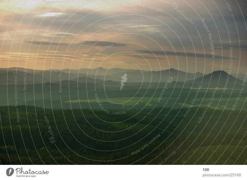 Blick von der Boofe Sächsische Schweiz Sonnenaufgang mystisch Märchen Berge u. Gebirge Himmel Bömische Schweiz Zschirnstein Rosenberg scheeen knackig scharf