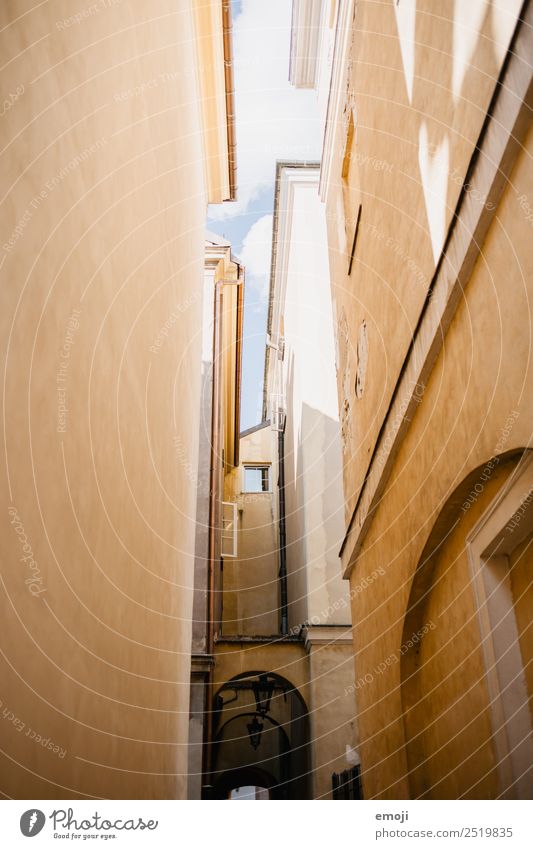 Warschau VIII Stadt Hauptstadt Altstadt Haus Gasse Mauer Wand Fassade alt Tourismus Warszaw Farbfoto Außenaufnahme Detailaufnahme Menschenleer Tag