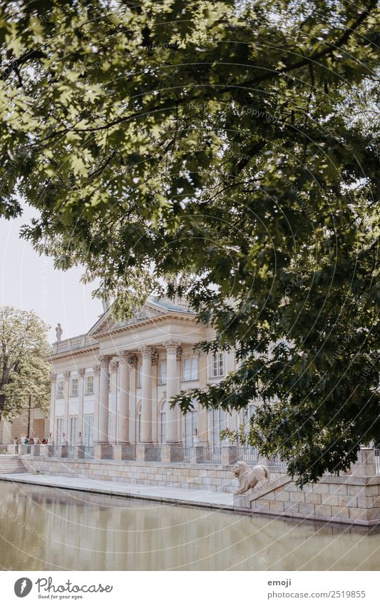 Warschau IX Park Haus Palast Burg oder Schloss Gebäude Architektur Sehenswürdigkeit alt außergewöhnlich Tourismus Warszaw Farbfoto Außenaufnahme Menschenleer