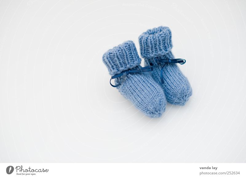 Its a boy stricken Geburtstag Baby Fuß 0-12 Monate Strümpfe Schuhe babyschuhe niedlich blau Glück Sicherheit Geborgenheit Kindheit Zukunft babykarte häkeln