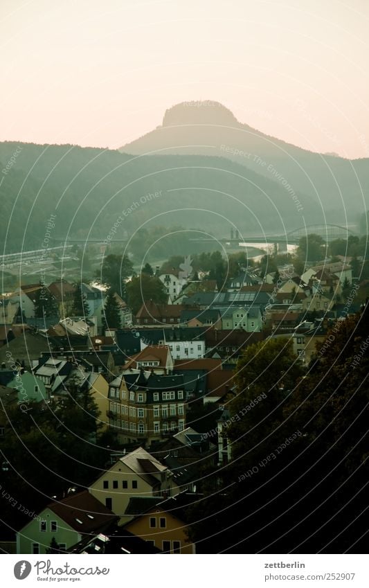 Lilienstein am Nachmittag Erholung Freizeit & Hobby Ferien & Urlaub & Reisen Tourismus Ausflug Abenteuer Ferne Freiheit Natur Landschaft Himmel Horizont Herbst