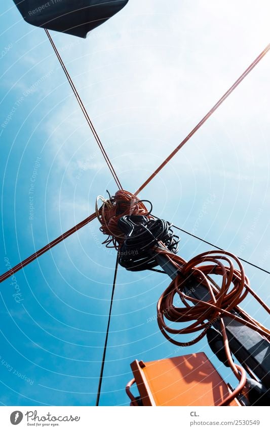 mobile ampelanlage Kabel Technik & Technologie Himmel Wolkenloser Himmel Schönes Wetter Verkehr Verkehrsmittel Verkehrswege Straßenverkehr Autofahren