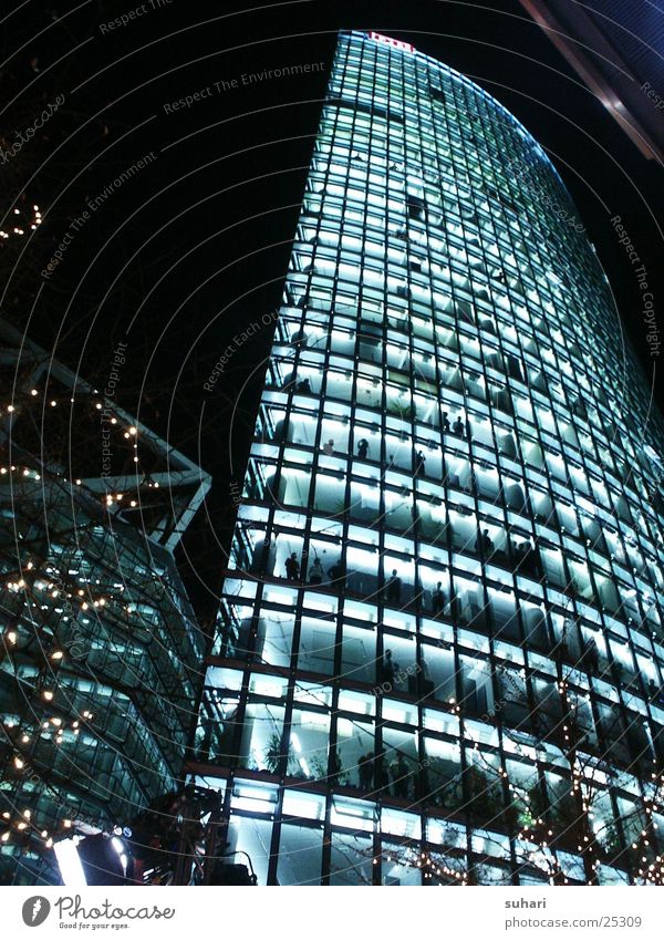 potsdamer platz Potsdamer Platz Sony Center Berlin Nacht Fenster Architektur Eisenbahn