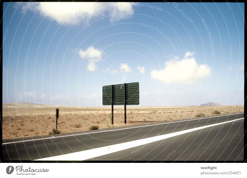 schön wetter Ferien & Urlaub & Reisen Tourismus Ferne Freiheit Sommer Umwelt Natur Landschaft Erde Sand Himmel Wüste Verkehrswege Straße Verkehrszeichen