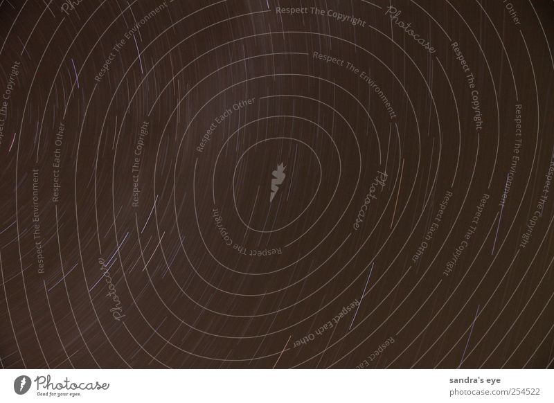 himmelsbahnen Raumfahrt Umwelt Natur Urelemente Himmel nur Himmel Nachthimmel Stern Herbst Observatorium Linie Kreisbahn beobachten entdecken glänzend Blick