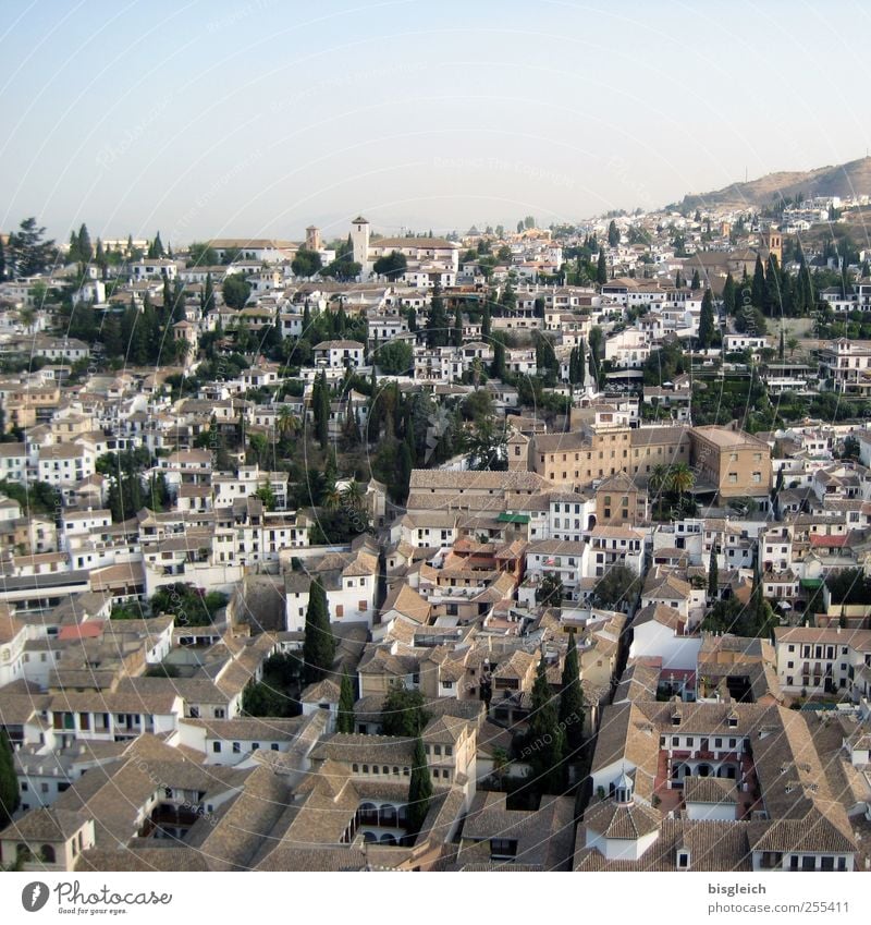 Granada Spanien Andalusien Europa Stadt Altstadt Haus Häusliches Leben alt Aussicht Farbfoto Außenaufnahme Menschenleer Textfreiraum oben Tag