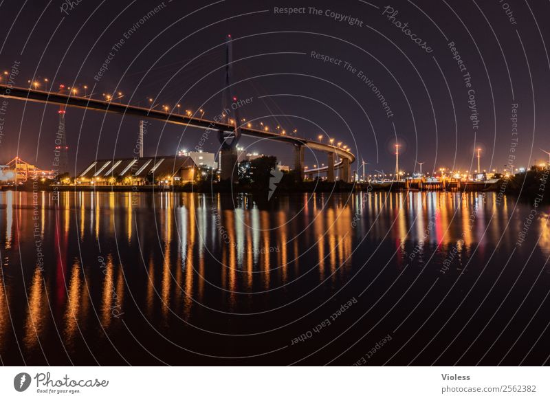 Lichtermeer Hafenstadt Brücke Bauwerk Gebäude Architektur Sehenswürdigkeit Wahrzeichen Köhlbrandbrücke glänzend dunkel fantastisch Hamburg Elbe