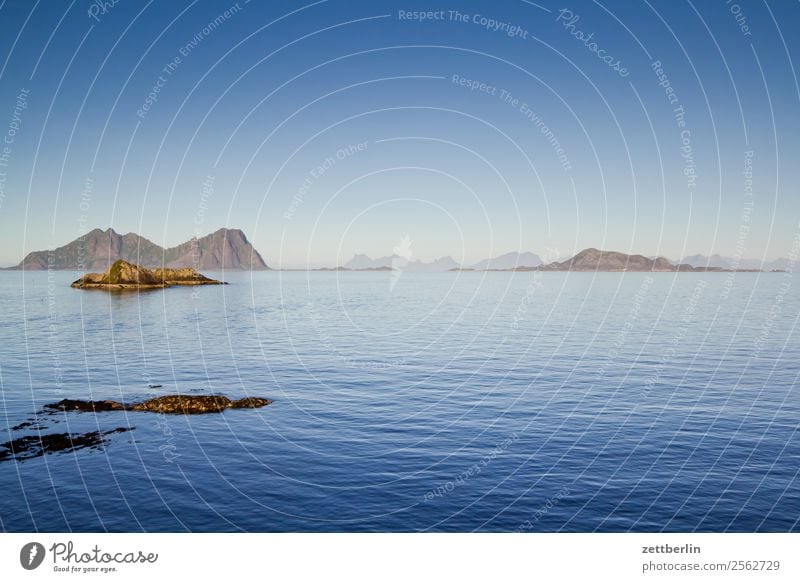 Høla vor Kabelvåg Polarmeer Europa Felsen Ferien & Urlaub & Reisen Fjord Hafen Himmel Himmel (Jenseits) Horizont Insel Landschaft Lofoten maritim Meer Natur