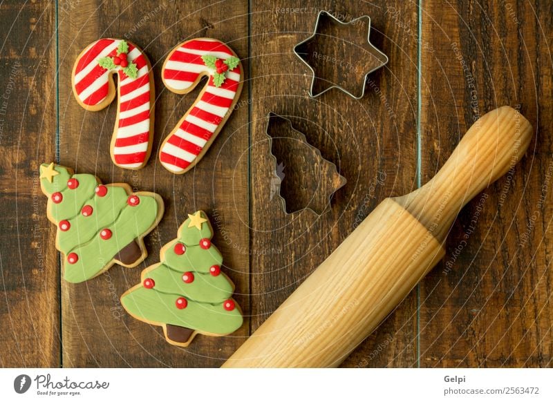 Leckere Weihnachtskekse Dessert Kräuter & Gewürze Winter Dekoration & Verzierung Tisch Feste & Feiern Weihnachten & Advent Baum Holz Ornament lecker braun