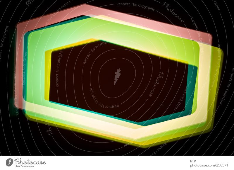 hexagon 3 Leuchtkasten leuchten mehrfarbig gelb rosa schwarz bizarr Lichteffekt Sechseck polygon Doppelbelichtung Farbenspiel Reaktionen u. Effekte