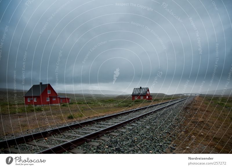 Am Polarkreis ruhig Ferien & Urlaub & Reisen Ferne Freiheit Güterverkehr & Logistik Landschaft Wolken Gewitterwolken Klima schlechtes Wetter Regen Dorf Haus