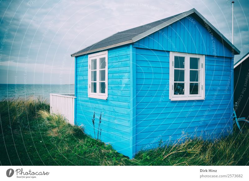 Strandhaus auf der dänischen Insel Ærø Ferien & Urlaub & Reisen Tourismus Ausflug Ferne Freiheit Sommer Sommerurlaub Landschaft Wolken Dorf Haus Hütte Bauwerk