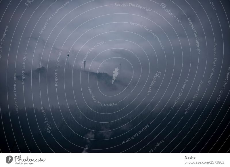 Nebelige Schönheiten Energiewirtschaft Erneuerbare Energie Windkraftanlage Windrad Natur Landschaft Urelemente Himmel Wolken Herbst Winter Klima Wetter
