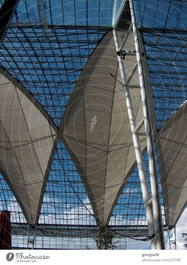 Munich Airport München Architektur Flughafen Lagerhalle Himmel modern