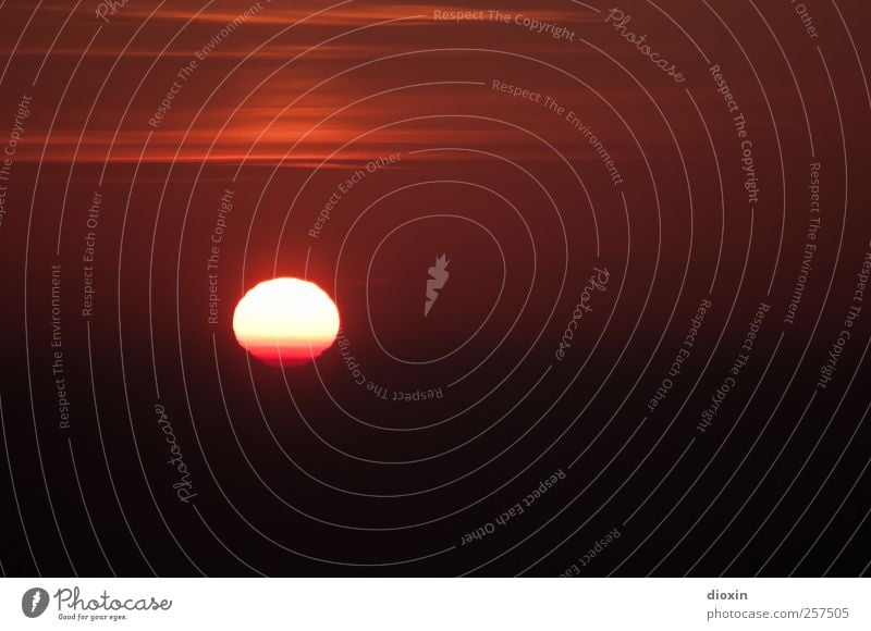 flowing frontiers #2 ( bye bye 2011 ) Himmel Sonne Sonnenaufgang Sonnenuntergang Sonnenlicht Klima Wetter Schönes Wetter Unendlichkeit schön Wärme Sehnsucht