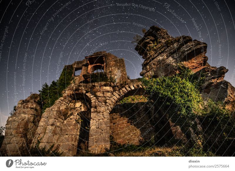 es war einmal... Ferien & Urlaub & Reisen Tourismus Ausflug Abenteuer Sightseeing Burg oder Schloss Ruine Bauwerk Gebäude Architektur alt authentisch