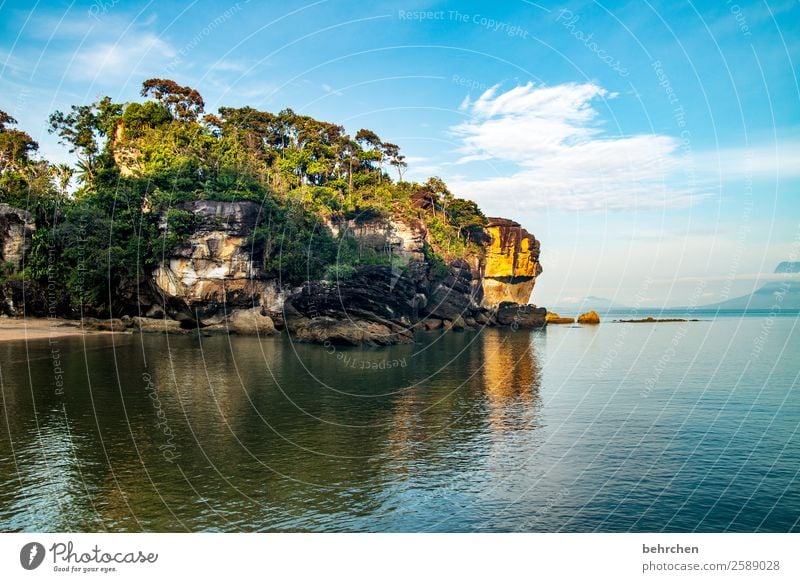 träume (er)leben Ferien & Urlaub & Reisen Tourismus Ausflug Abenteuer Ferne Freiheit Natur Landschaft Himmel Horizont Baum Felsen Wellen Küste Strand Bucht Meer