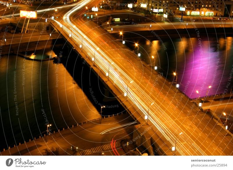 Moscow lights 2 Moskau Nacht Lichtstreifen Europa Brücke Fluss Wasser