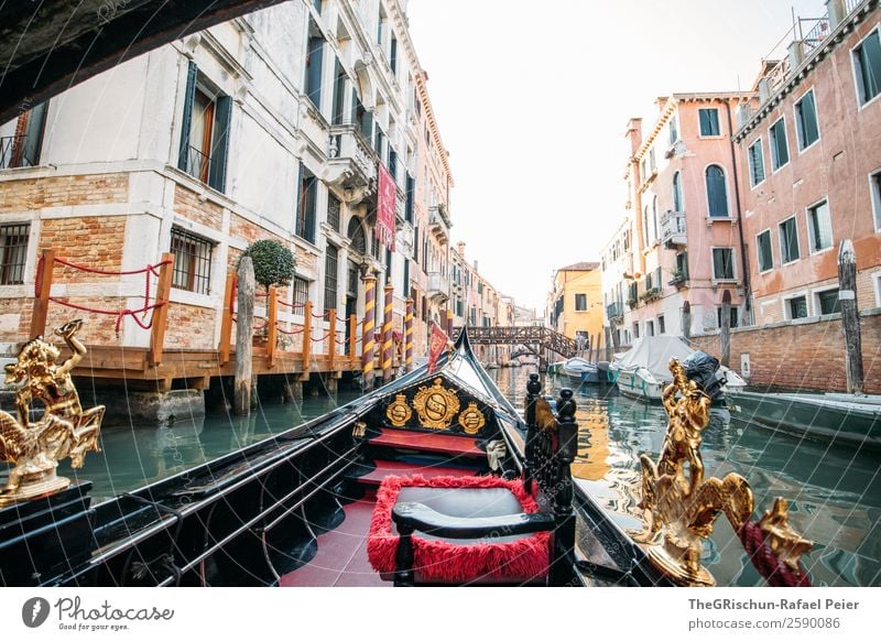 Gondola-Venedig Kleinstadt Stadt Hafenstadt Sehenswürdigkeit Denkmal braun gold grün rot schwarz weiß Gondel (Boot) Italien Reisefotografie Wasser Schifffahrt