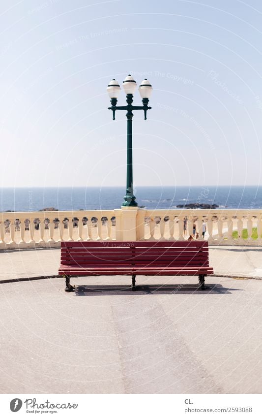 bank ohne aussicht Ferien & Urlaub & Reisen Tourismus Ausflug Ferne Freiheit Städtereise Sommer Sommerurlaub Strand Wolkenloser Himmel Schönes Wetter Meer Porto