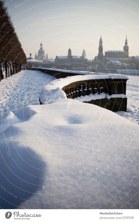 dresden goes schnee Museum Architektur Opernhaus Natur Landschaft Himmel Sonne Winter Fluss Dresden Stadtzentrum Kirche Burg oder Schloss Park Mauer Wand