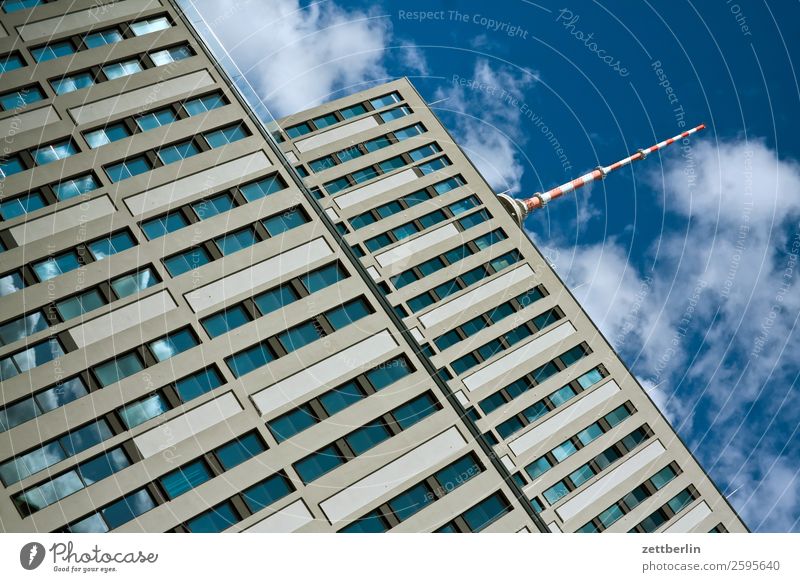 Fernsehturm Alexanderplatz Architektur Berlin Büro Großstadt Deutschland Berliner Fernsehturm Froschperspektive Hauptstadt Haus Himmel Himmel (Jenseits)