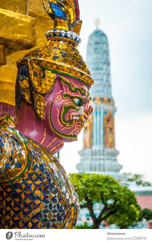 Bunte Statue im Wat Phra Kaew Tempel, Bangkok Ferien & Urlaub & Reisen Dekoration & Verzierung Kunst Kultur Palast Platz Gebäude Architektur blau gold