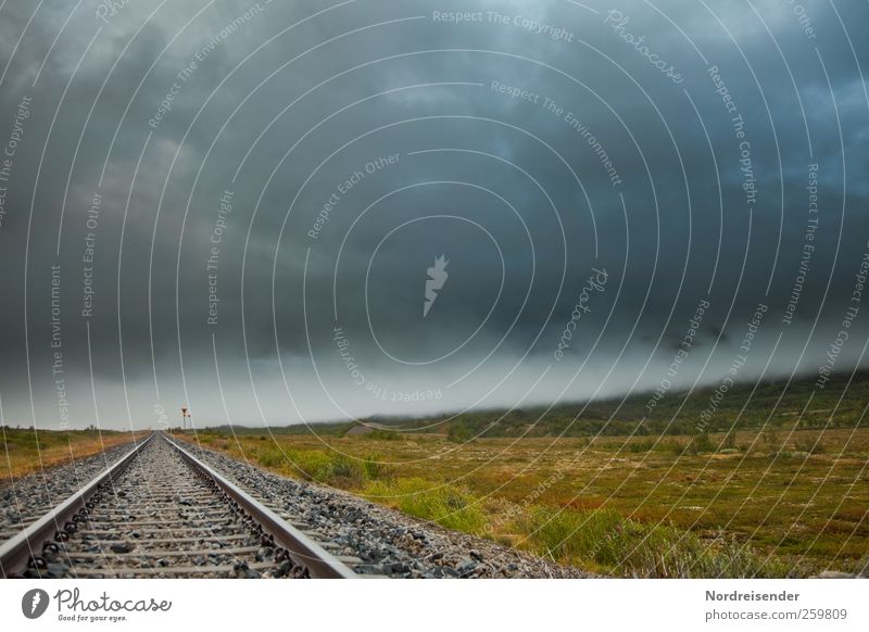 Endzeit Güterverkehr & Logistik Landschaft Urelemente Gewitterwolken Klima Klimawandel schlechtes Wetter Unwetter Regen Schienenverkehr Gleise Stahl Zeichen