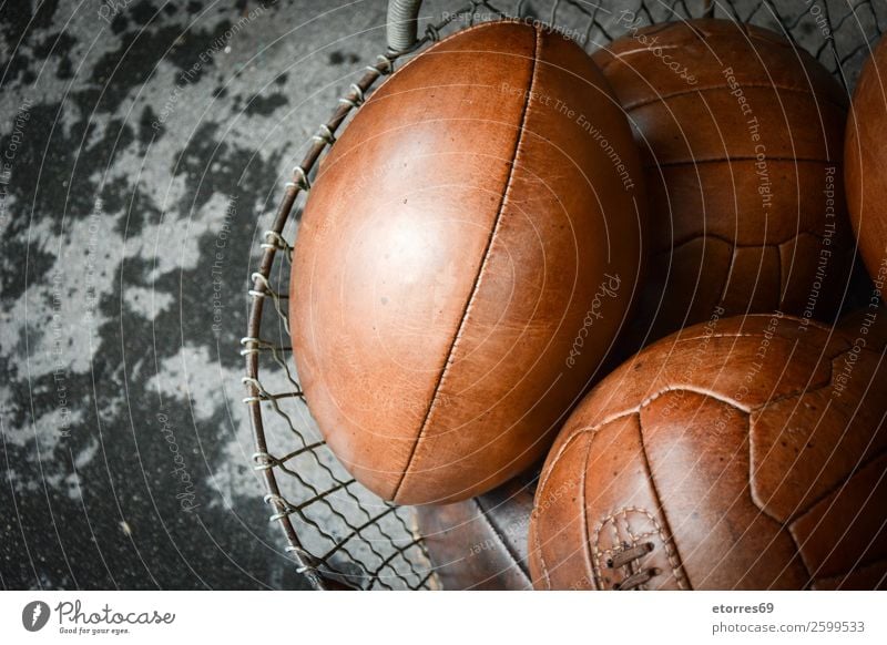 alte Lederkugeln Ball Korb Kasten Besen England gravieren Mode Fußball American Football authentisch Handschuhe London Rugby Sport sticken Großbritannien