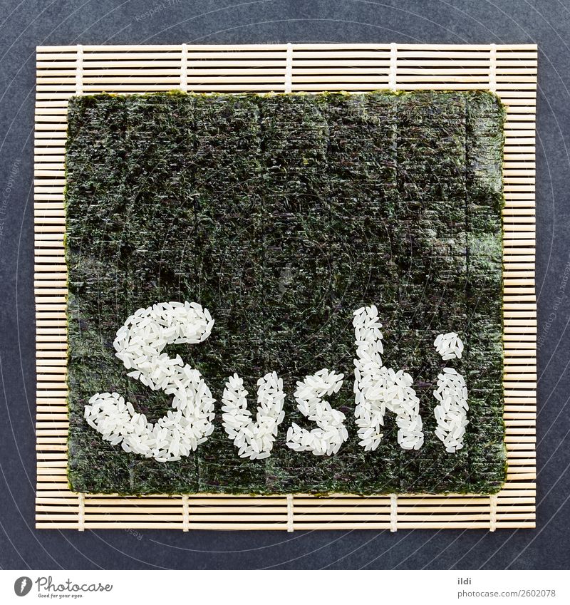 Sushi Gesundheit Lebensmittel Essen zubereiten nori Seegras makisu Unterlage Bambusmatte Japanisch Reis Sushi-Reis Brief Wort konzeptionell Schot asiatisch Korn