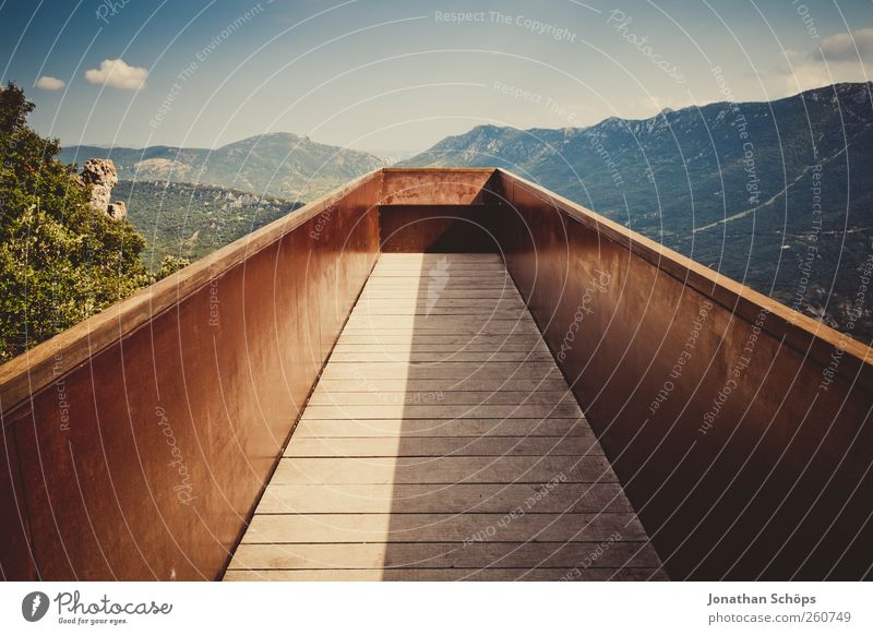 überragender Ausblick Ausflug Abenteuer Ferne Freiheit Umwelt Natur Landschaft Himmel Schönes Wetter Felsen Berge u. Gebirge Surrealismus Symmetrie Aussicht