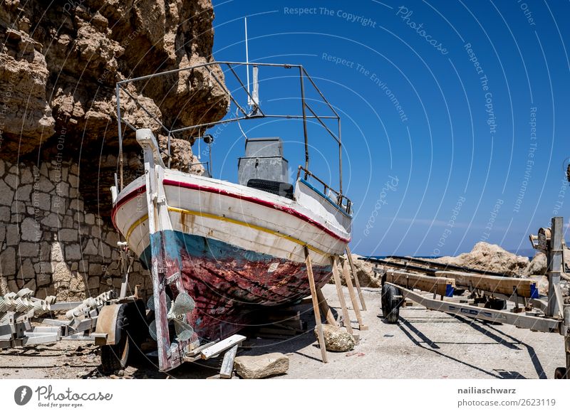 altes Schiff Ferien & Urlaub & Reisen Sommer Natur Landschaft Schönes Wetter Felsen Küste Seeufer Meer Kreta Griechenland Dorf Fischerdorf Kleinstadt