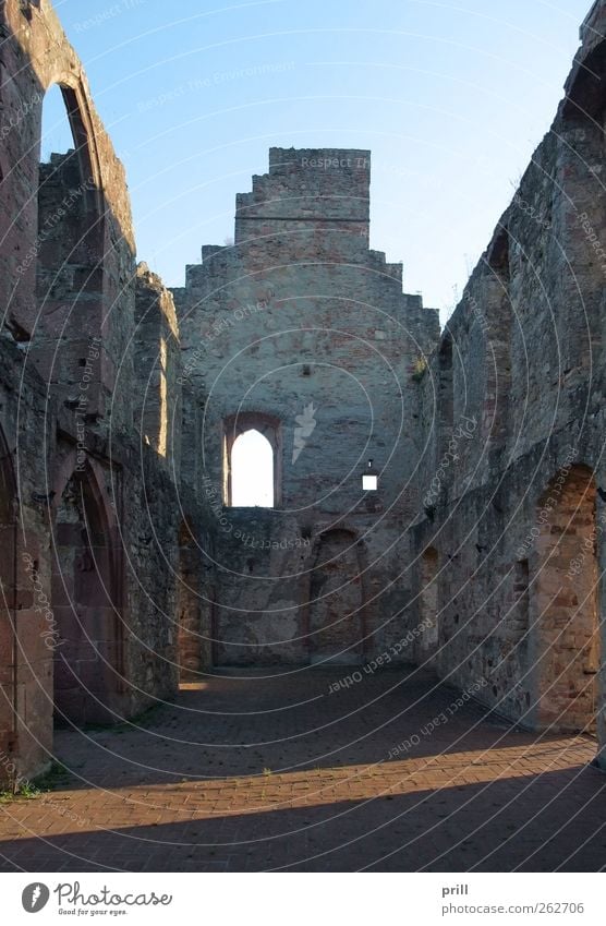 inside Hochburg Emmendingen Sommer Wolkenloser Himmel Burg oder Schloss Ruine Bauwerk Gebäude Architektur Mauer Wand Sehenswürdigkeit Denkmal Stein alt