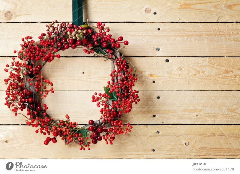 Weihnachtskranz aus immergrünen und nandianischen Netzwerkbeeren Winter Dekoration & Verzierung Feste & Feiern Ostern Erntedankfest Weihnachten & Advent