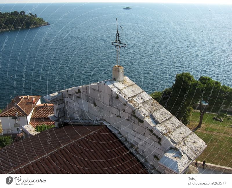 Kirchenfernblick Ferien & Urlaub & Reisen Küste Altstadt Kreuz Unendlichkeit Kap Kite Aerial Photography Luftaufnahme Kirchenschiff Kroatien Farbfoto