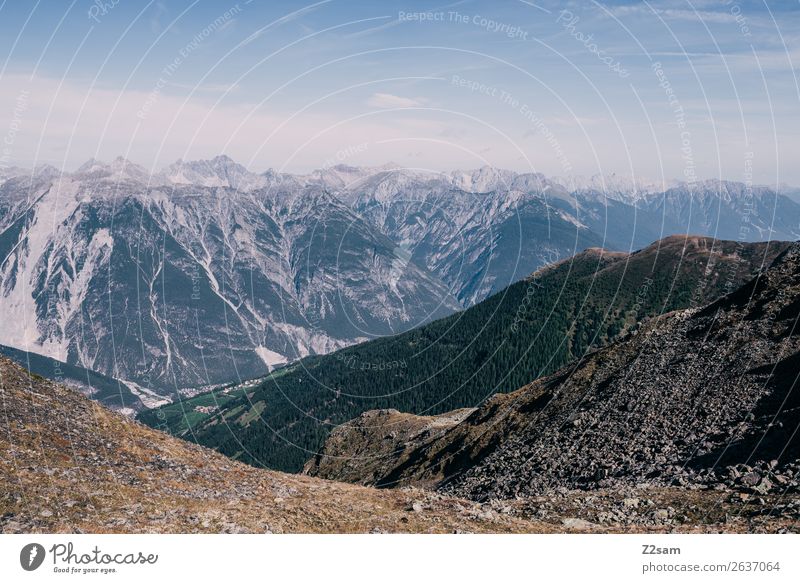 Blick vom Venetgipfel ins Oberinntal Berge u. Gebirge Natur Landschaft Himmel Sommer Schönes Wetter Alpen Gipfel blau grün Idylle Perspektive Umwelt