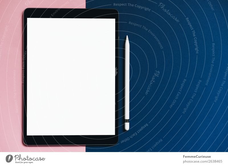 Tablet on pink and blue background Lifestyle Stil Technik & Technologie Unterhaltungselektronik Fortschritt Zukunft Schreibwaren Papier Kommunizieren