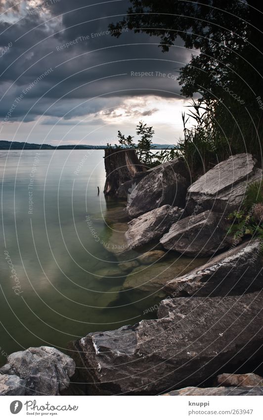 die Ruhe vor dem Sturm harmonisch ruhig Ausflug Umwelt Natur Landschaft Wasser Himmel Wolken Gewitterwolken Horizont Sonnenaufgang Sonnenuntergang Sonnenlicht