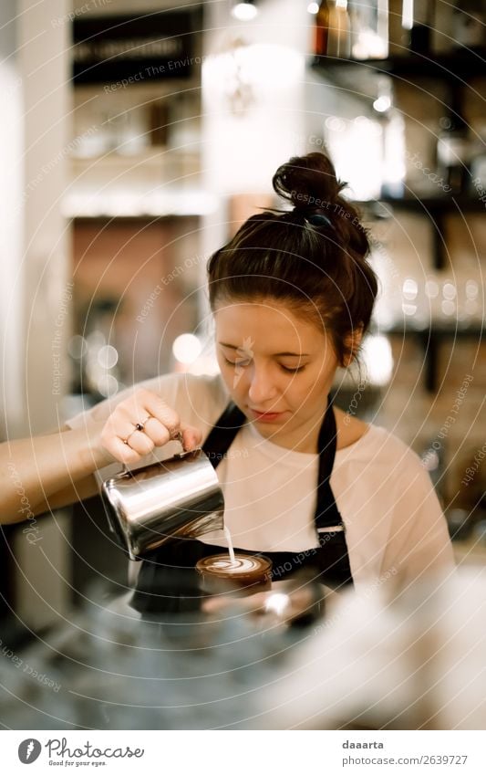 barista 2 Getränk Heißgetränk melken Kaffee Latte Macchiato Lifestyle Stil Freude Leben stimmig Freizeit & Hobby Abenteuer Freiheit Restaurant Bar Cocktailbar