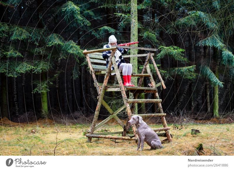 Jägerlatein Freizeit & Hobby Jagd Mensch feminin Frau Erwachsene Natur Landschaft Baum Gras Wald Mode Bekleidung Regenschirm Gummistiefel Mütze Tier Haustier