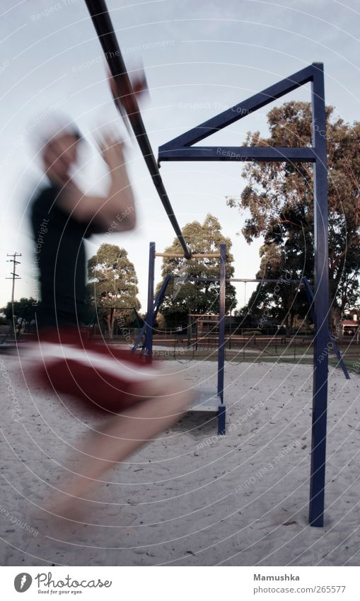 Speed Freude Glück Gesundheit sportlich Freizeit & Hobby Spielen Spielplatz Ferien & Urlaub & Reisen Sommer Sportstätten Mensch maskulin Mann Erwachsene 1 Sand