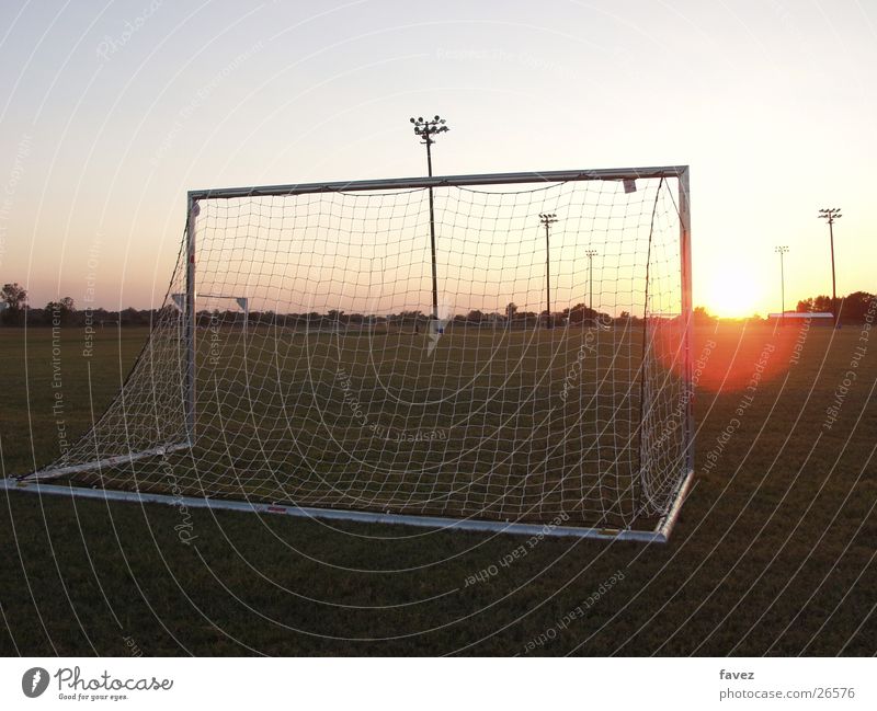 Tooooooor Abendsonne Sportplatz Tor Fußball