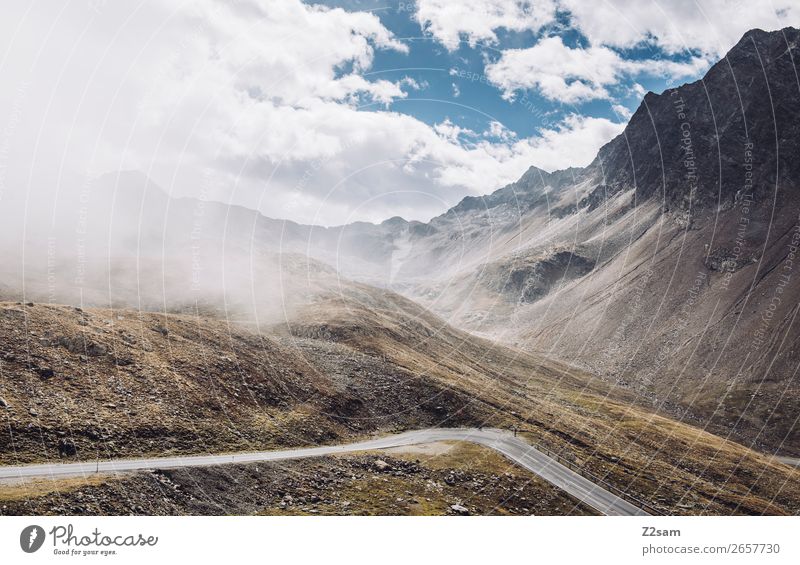 Timmelsjoch Passstraße | E5 Umwelt Natur Landschaft Himmel Wolken Herbst Schönes Wetter Alpen Berge u. Gebirge gigantisch hoch Abenteuer Einsamkeit Idylle