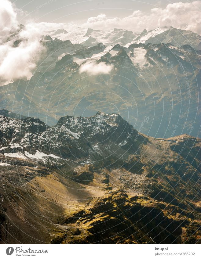 pure swissness Umwelt Natur Landschaft Himmel Wolken Horizont Sonne Sonnenlicht Sommer Schönes Wetter Schnee Alpen Berge u. Gebirge Gipfel Schneebedeckte Gipfel